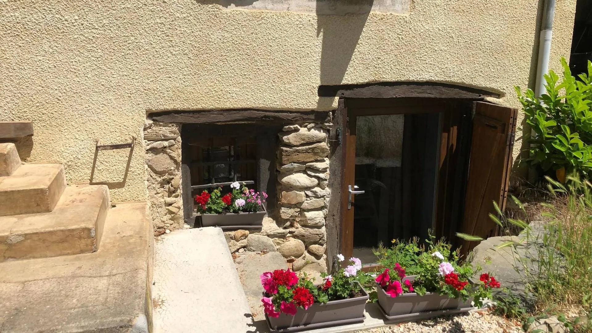 Charmant Studio Dans Maison Privee Apprieu
